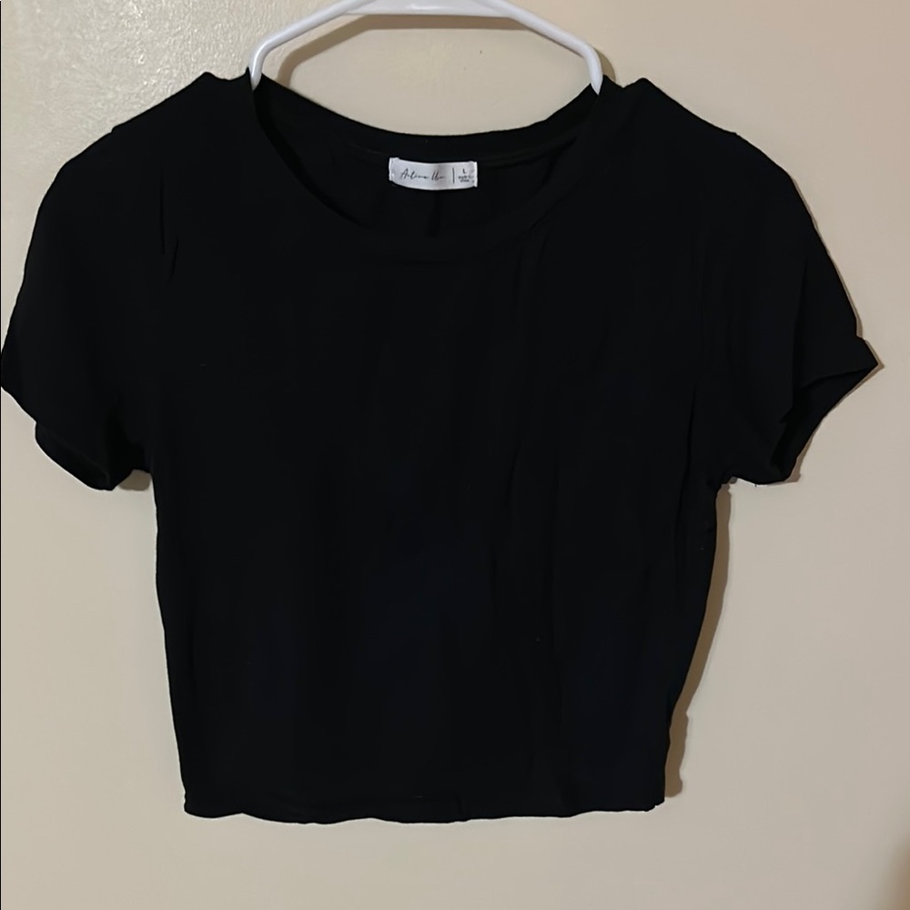 Active USA Black Fitted Crop Top size large